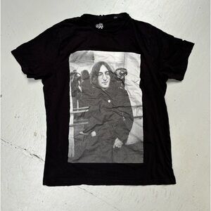 John Lennon on black tee, Mens XL